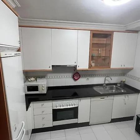 Piso En Bouzas Con Vistas A La Ria