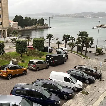 Piso En Bouzas Con Vistas A La Ria Apartment *
